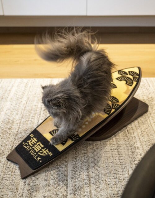 cat scratcher